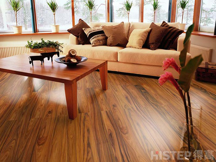 得高環(huán)保地板打開(kāi)理想家居新大門(mén) 環(huán)保地板
