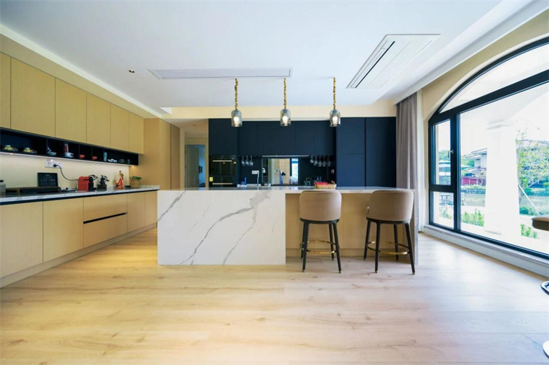 Room Tour|一線臨湖庭院，高階生活的藝術想象 image8